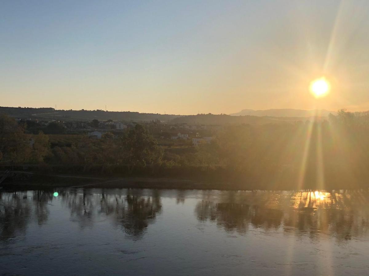 River Ebro Apartments Мора-д'Ебре Екстер'єр фото