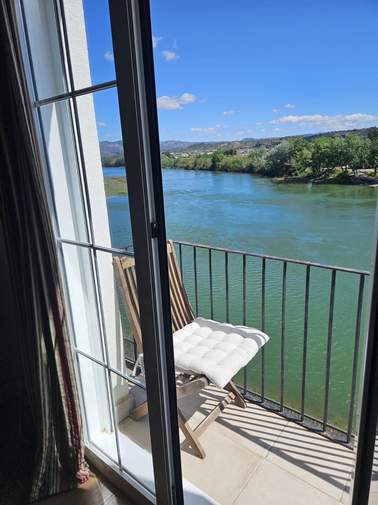 River Ebro Apartments Мора-д'Ебре Екстер'єр фото