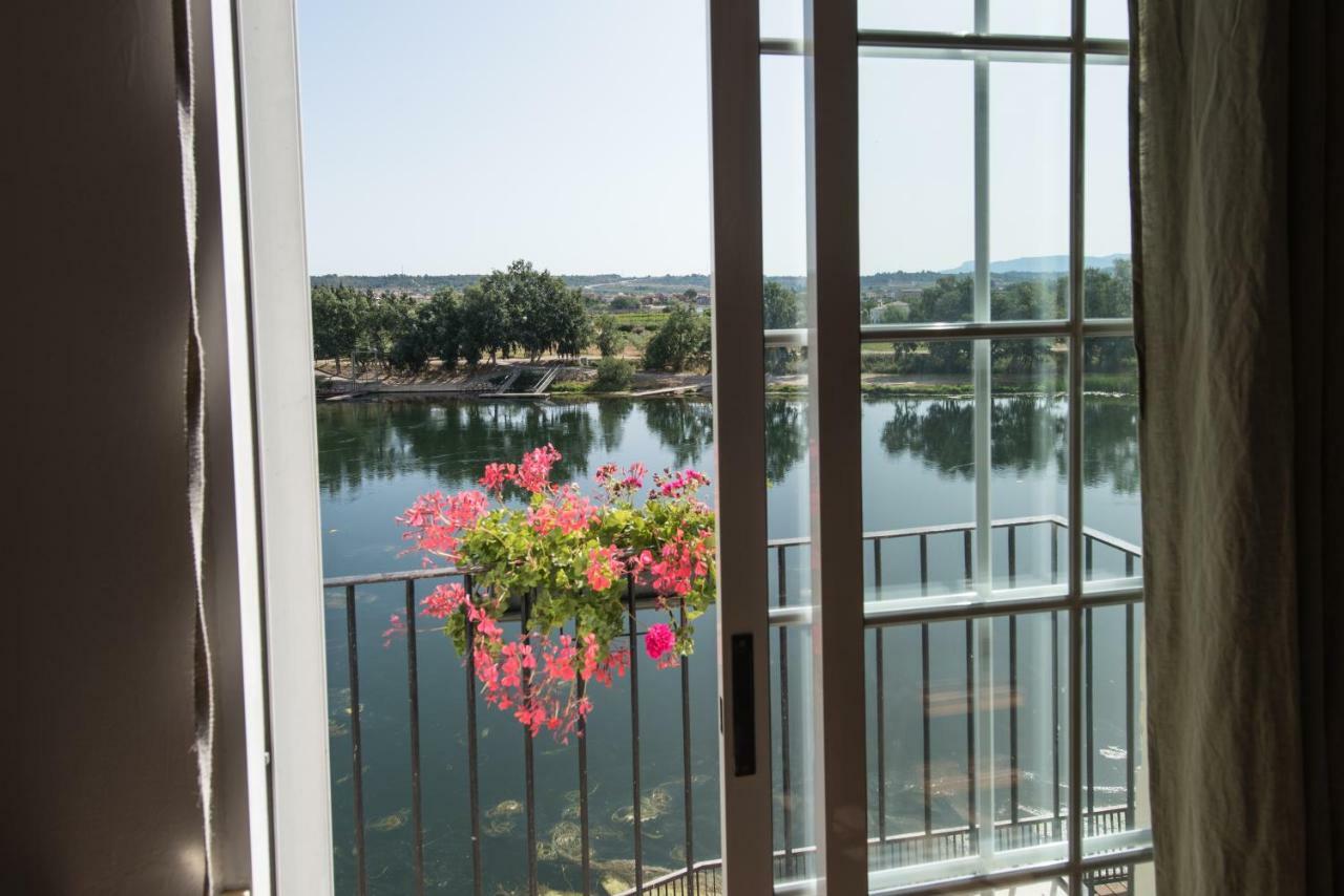 River Ebro Apartments Мора-д'Ебре Екстер'єр фото